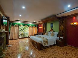 NRS Royal Palace