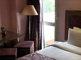 Santana Hotel