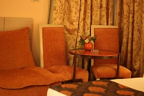 Santana Hotel