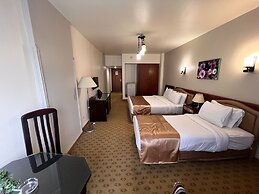 Santana Hotel