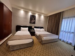 Santana Hotel