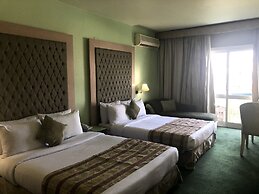 Santana Hotel