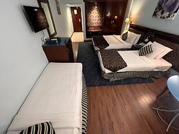 Santana Hotel