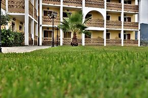 Elpida Hotel
