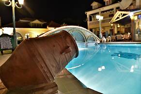 Elpida Hotel
