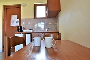 Elpida Hotel
