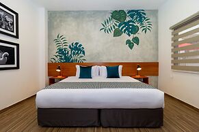 Plaza Luna Suites