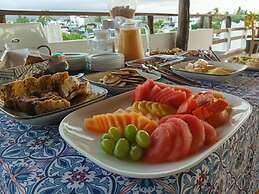 Plaza Luna Suites