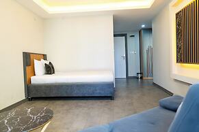 Grand Moon Hotel