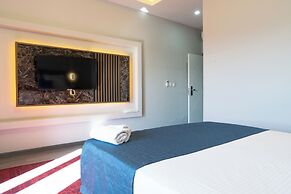 Grand Moon Hotel