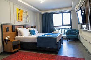 Grand Moon Hotel
