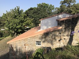 6-bed Cottage Sleeps 12 With Gardens