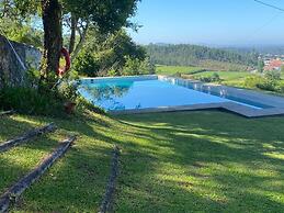 6-bed Cottage Sleeps 12 With Gardens
