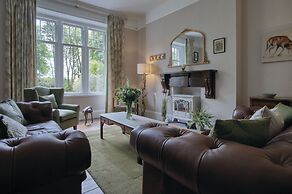 Hill House Country Estate - Princes Gate