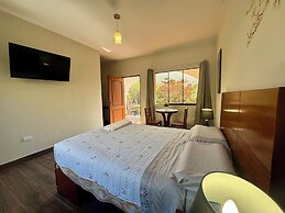 Casa Hotel Mamaluna