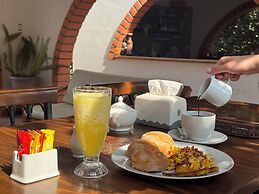 Casa Hotel Mamaluna