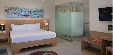Affordable Luxury Vacation