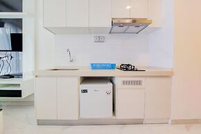 Fancy And Nice Studio At 20Th Floor Sky House Bsd Apartment