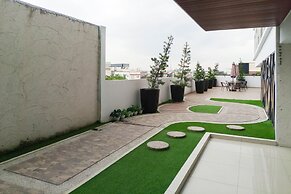 Minimalist Studio At De Prima Apartment Medan