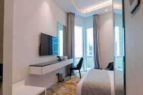 eStay Hotel