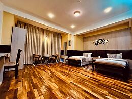 Silver Cloud Hotel