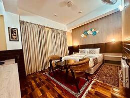 Silver Cloud Hotel