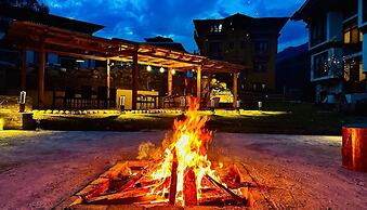 Silver Cloud Hotel