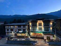 Silver Cloud Hotel