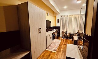 Silver Cloud Hotel