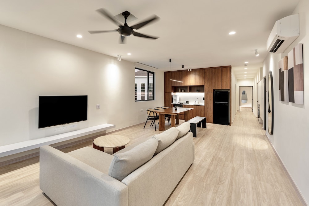 Codrington House - Boutique Apartments