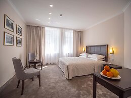 The Moon Boutique Hotel
