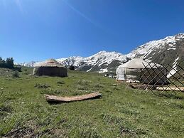 Yurt camp GREEN CAMP