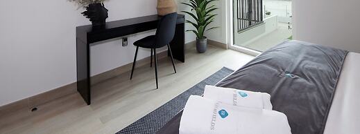 Stunning canal view apartment Yas island