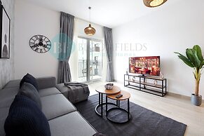 Stunning canal view apartment Yas island
