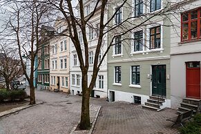 Meltzers Apartment