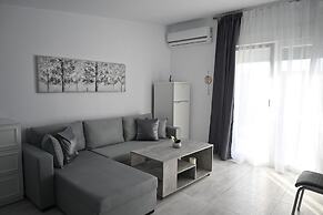 Doukas Aparthotel
