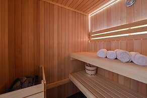 Villa Luna- Private Heated Pool