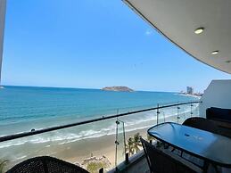 Camino al Mar