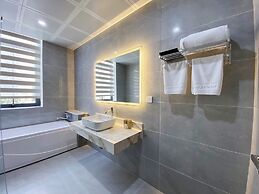 Daily Hotel
