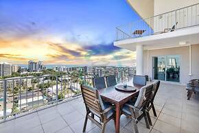 ZEN PINNACLE - 3BR Penthouse Retreat
