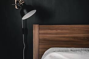 Ann Suites