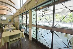 HOTEL MADDALENA