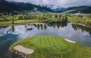Serviced Luxury Chalet Evi