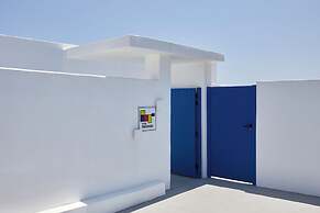 Thadeos Villa