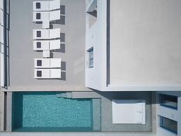 Thadeos Villa