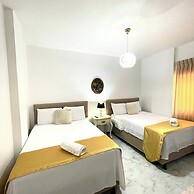 Hotel The Royalty Inn
