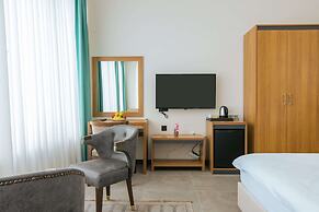 Fevzi Hoca Hotel
