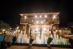 Dhauladhar Heights Resort