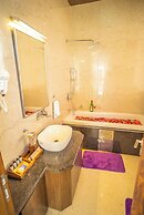 Dhauladhar Heights Resort