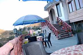 Rudraksh Hotel & Restaurant